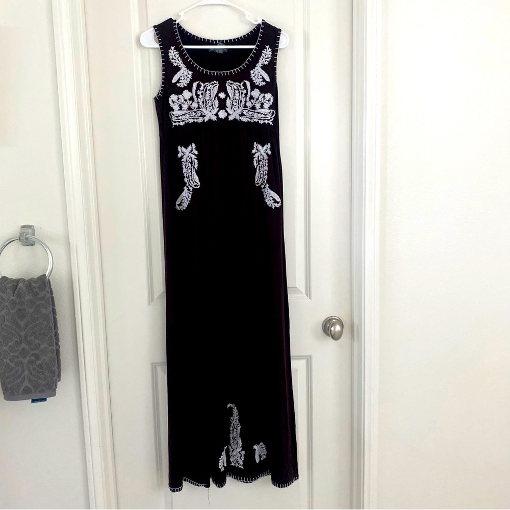 Chelsea & Theodore Women’s Brown Maxi Dress - size S